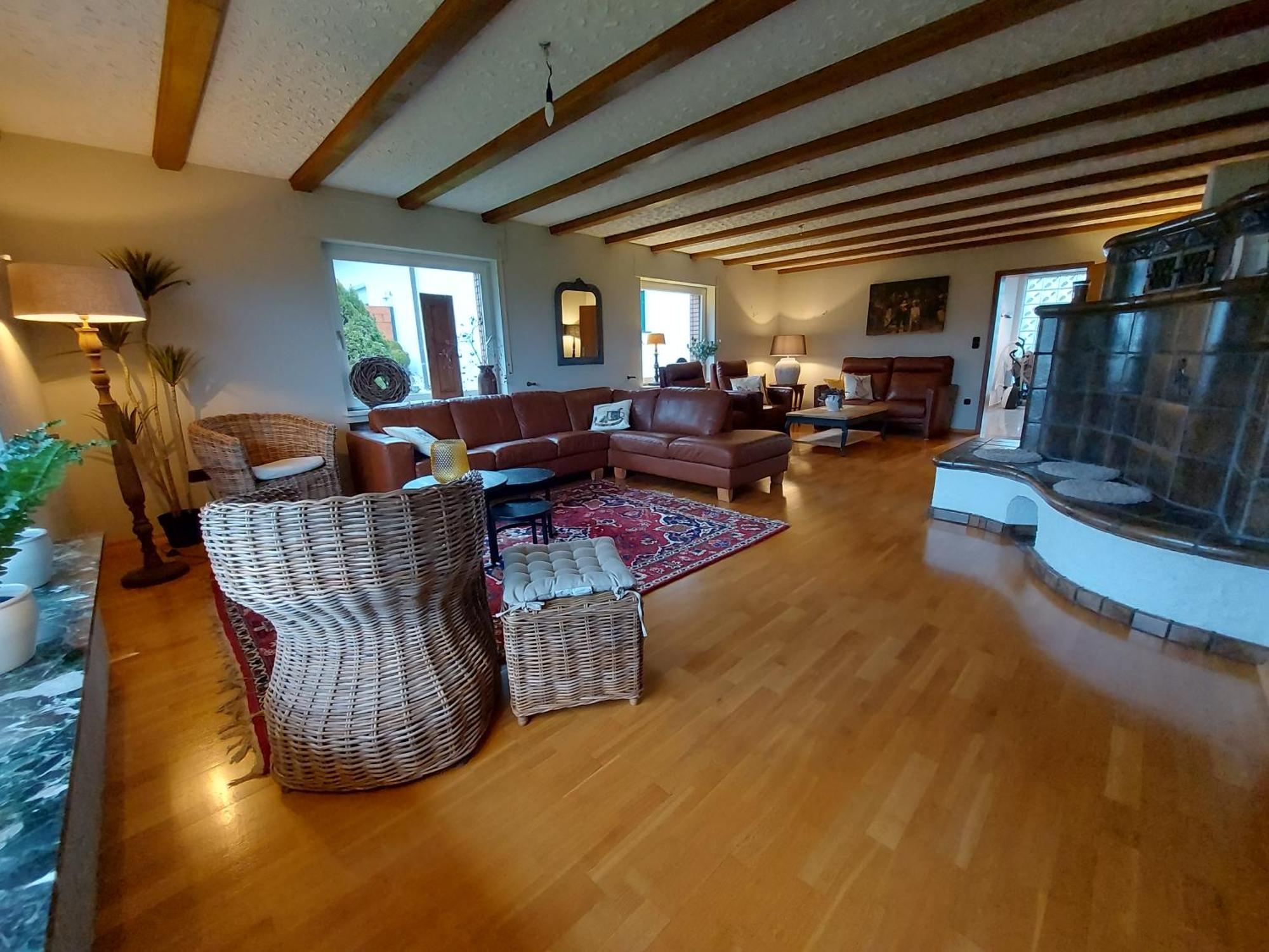 Ferienhaus Hescheld With Private Jacuzzi ヘレンタール エクステリア 写真