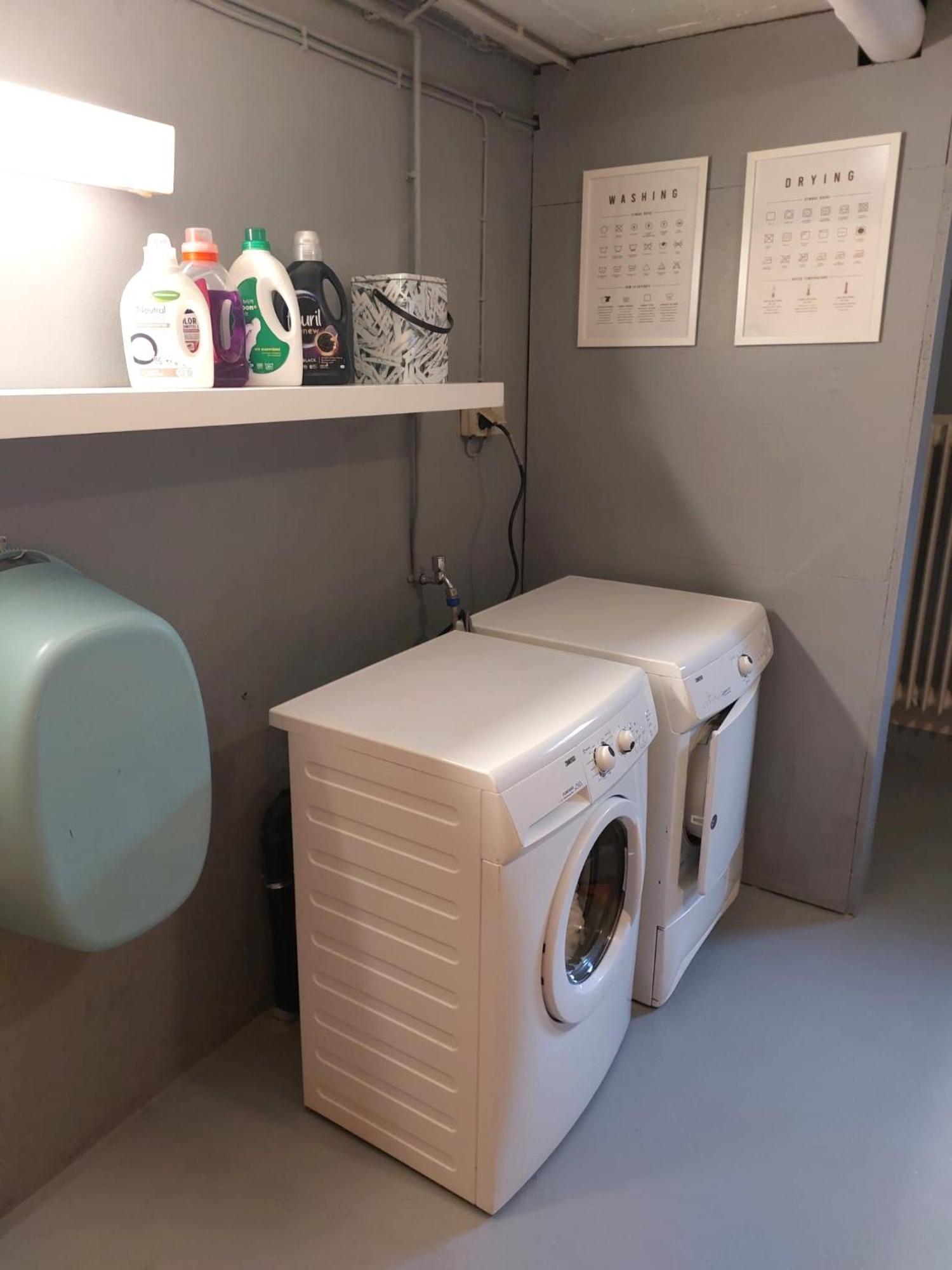 Ferienhaus Hescheld With Private Jacuzzi ヘレンタール エクステリア 写真
